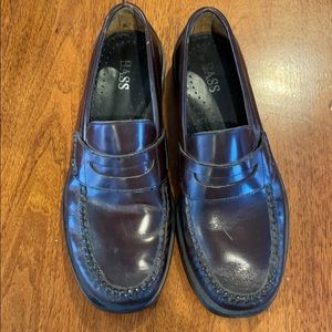 Bass loafers size 8
